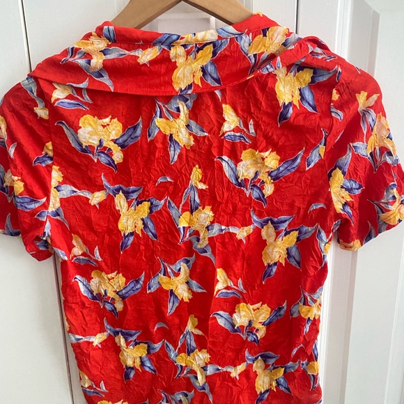 Women’s Small Urban Outfitters button up - Picture 3 of 4